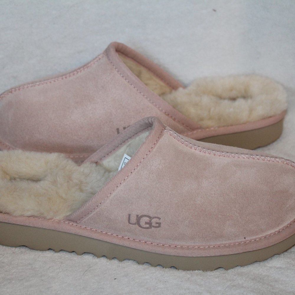 NIB UGG WOMEN'S SUEDE‎ SHEARLING SLIP ON SLIPPERS